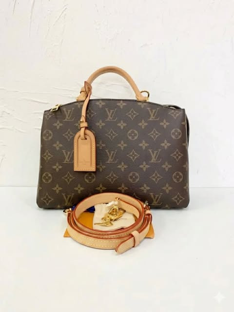 New LV Montaigne Small Monogram
