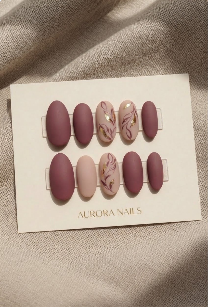 Aurora Nails