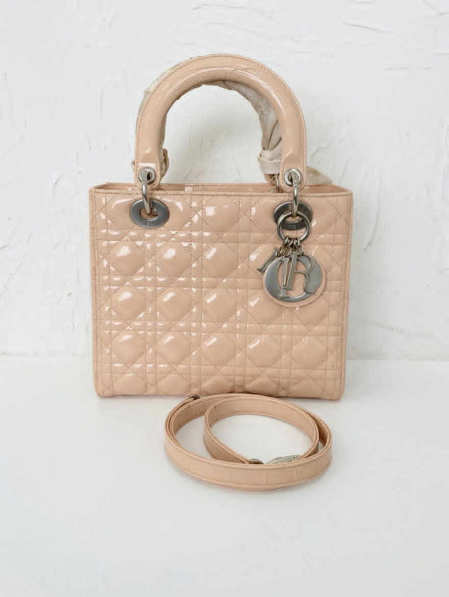 Dior Lady Dior Bag (Medium)