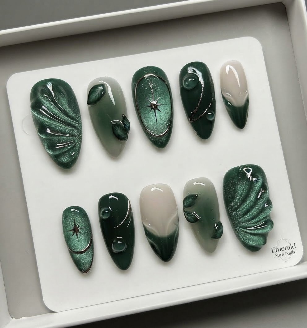 Emerald Aura Nails